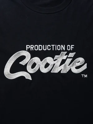 EMBROIDERY OVERSIZED L/S TEE (PRODUCTION OF COOTIE)