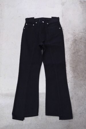 FLARE JEANS