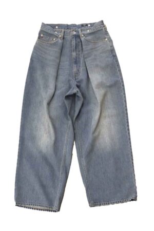 4 TUCK JEANS