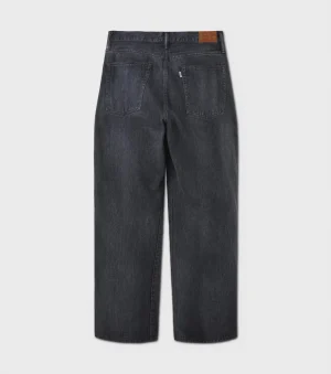 CLASSIC FADED JEANS