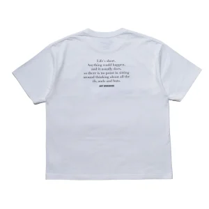 Amy Winehouse “Lean On A Car” Photo S/S Tee
