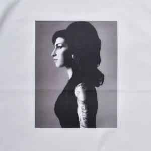 Amy Winehouse “Profi le” Photo S/S Tee