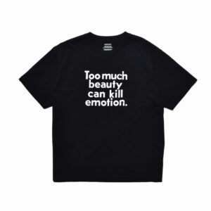 Too much beauty Crewneck Pocket Tee