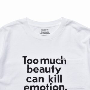 Too much beauty Crewneck Pocket Tee
